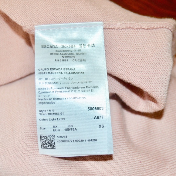 ๐ท๏ธ NWT Escada Light Litchi Cashmere Top - Picture 10 of 10